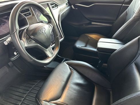 Used 2015 Tesla Model S 70D image 12