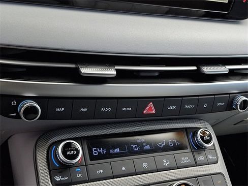 Used 2024 Hyundai Palisade SEL image 18