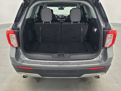 Used 2021 Ford Explorer Limited image 29