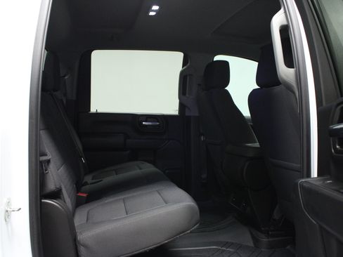 Used 2022 Chevrolet Silverado 2500 LT AWD/4WD image 15