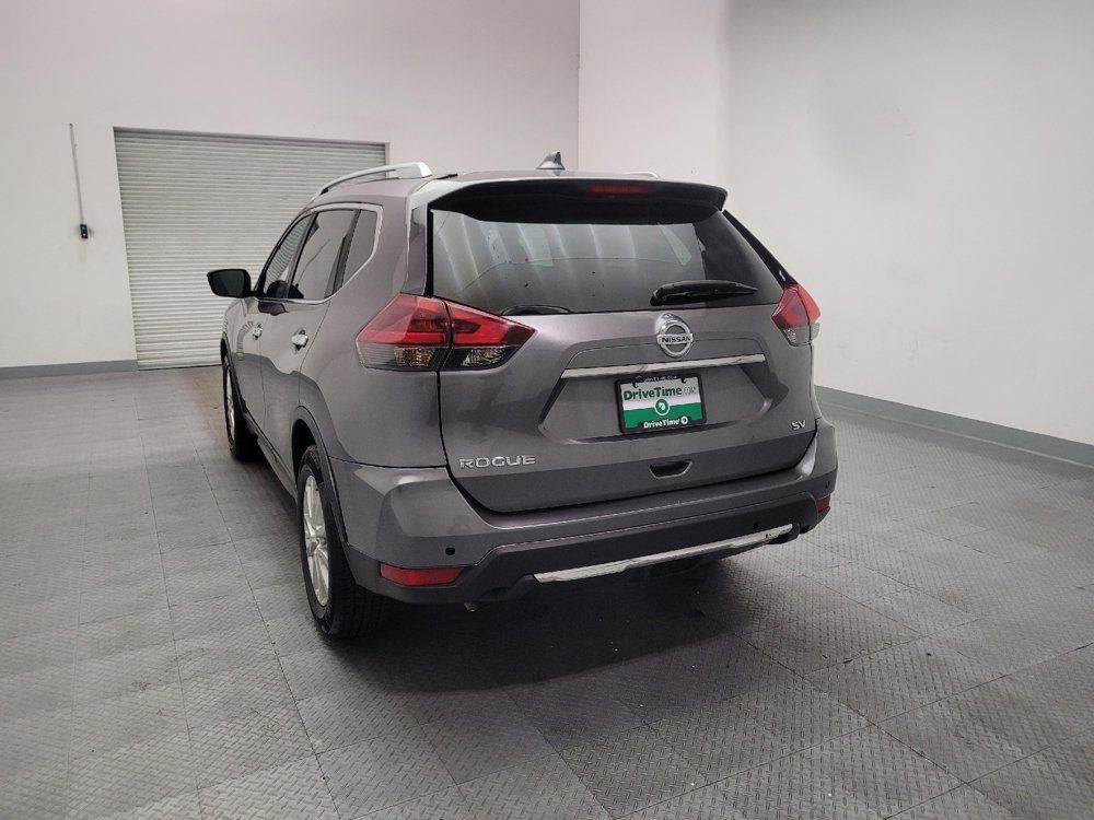 Used 2019 Nissan Rogue SV FWD image 6