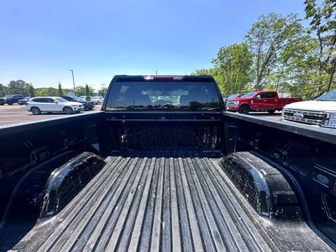 Used 2022 Chevrolet Silverado 1500 LT Trail Boss w/ LPO, Dark Essentials Package AWD/4WD image 13