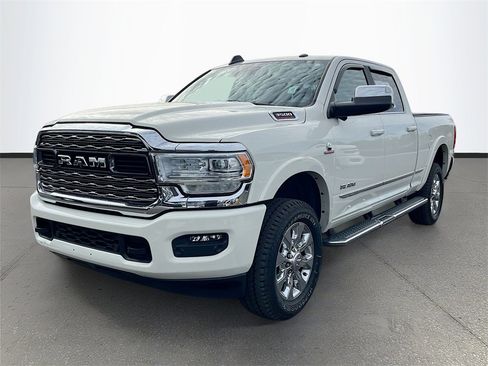Certified 2022 RAM 3500 Limited image 3