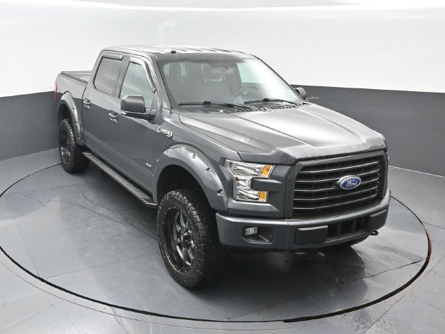 Used 2016 Ford F150 XLT w/ Equipment Group 302A Luxury AWD/4WD image 16