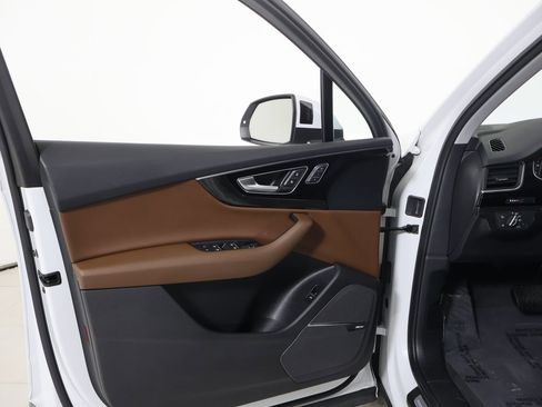 Used 2018 Audi Q7 3.0T Premium Plus w/ Premium Plus Package image 21