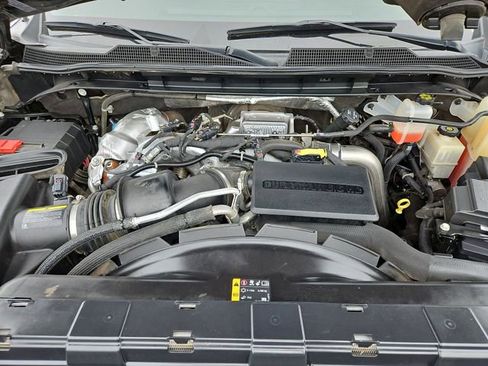 Certified 2022 Chevrolet Silverado 2500 LT w/ Convenience Package AWD/4WD image 28