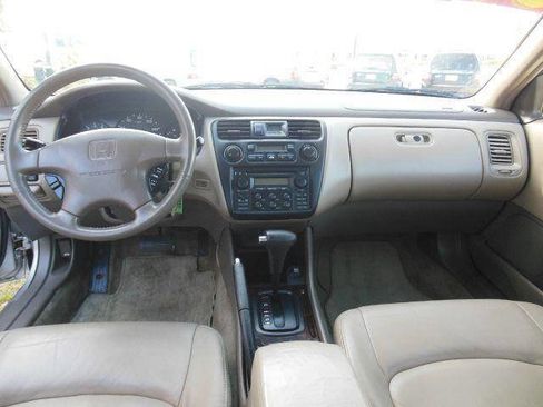 Used 1998 Honda Accord EX image 20