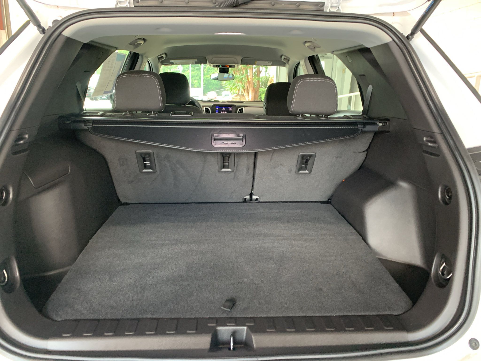 Used 2024 Chevrolet Equinox LS FWD image 8