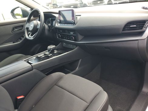 Certified 2023 Nissan Rogue S image 17