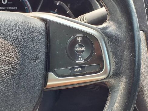 Used 2018 Honda Civic EX-L image 18