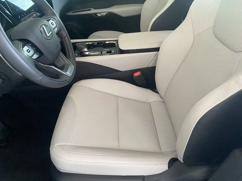 Used 2025 Lexus RX 350 Premium w/ Accessory Package (K3) FWD image 18