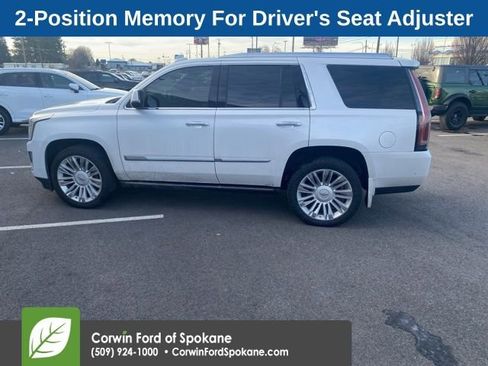 Used 2017 Cadillac Escalade Platinum image 7