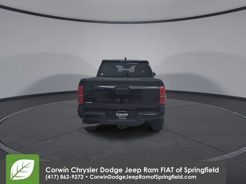 Used 2025 Toyota Tacoma TRD Off-Road image 13