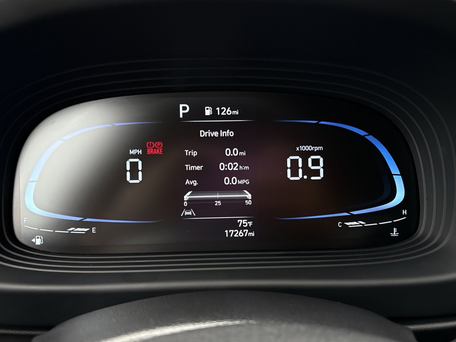 Certified 2023 Hyundai Venue SEL FWD image 17