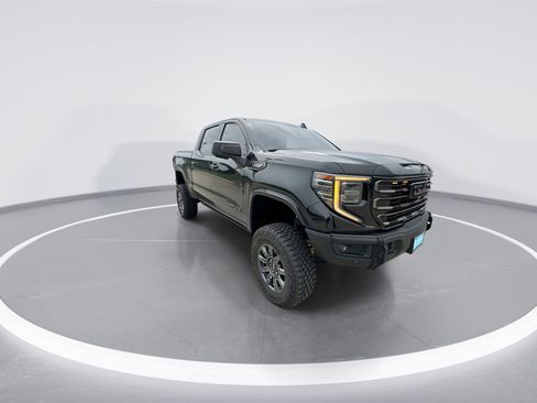 Used 2025 GMC Sierra 1500 AT4X AWD/4WD image 2