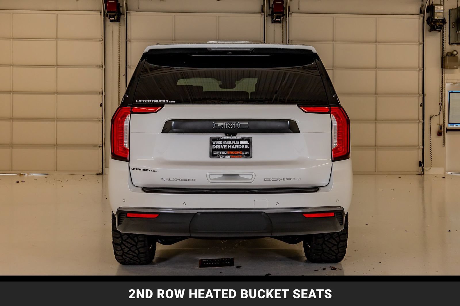 Used 2024 GMC Yukon Denali Ultimate AWD/4WD image 8