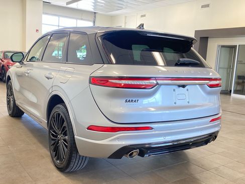 Used 2023 Lincoln Corsair AWD w/ Equipment Group 101A image 5