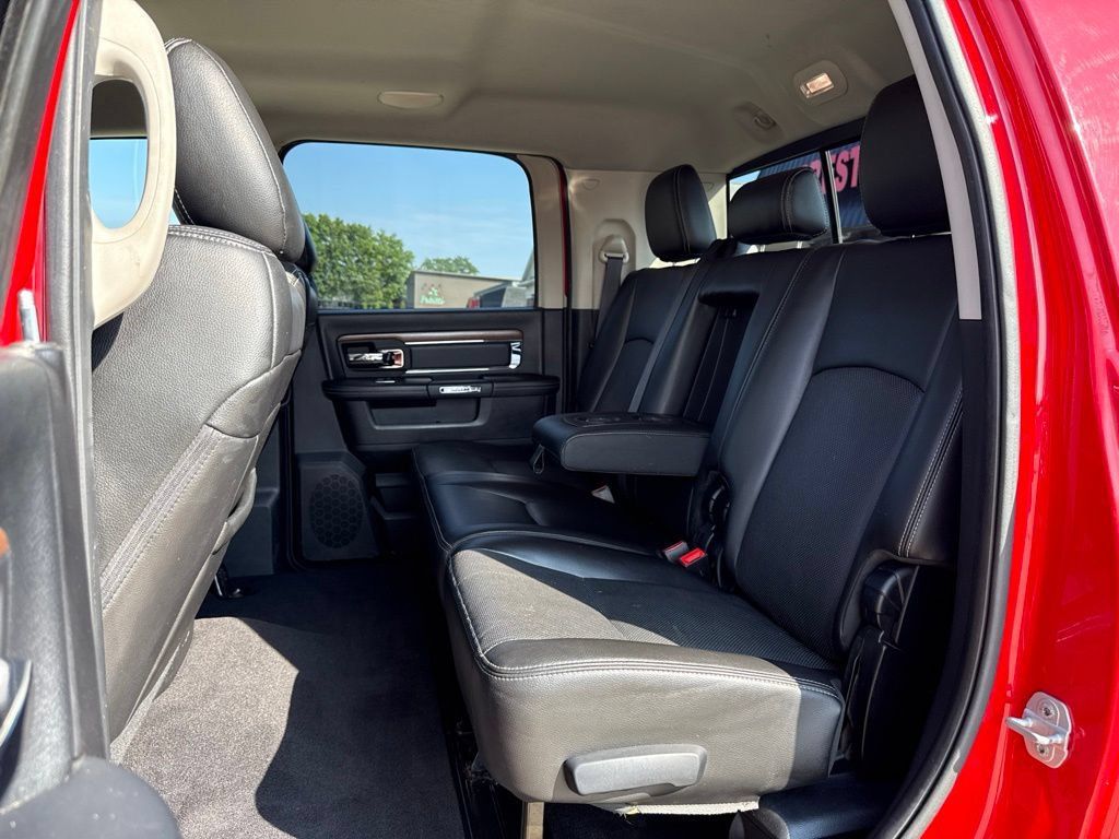 Used 2015 RAM 3500 Laramie AWD/4WD image 44