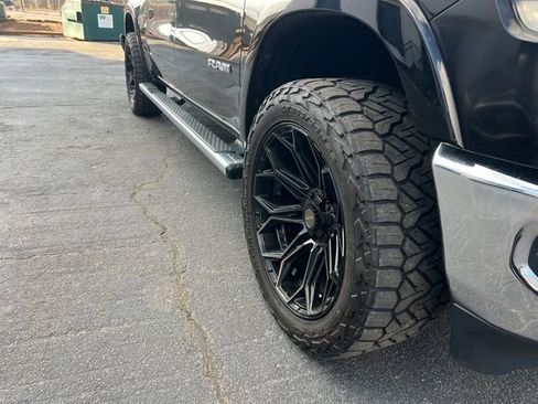 Used 2020 RAM 1500 Laramie image 9