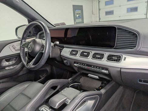 Certified 2024 Mercedes-Benz GLS 450 4MATIC image 38
