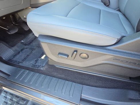 Used 2025 Ford F150 Lightning Flash image 24