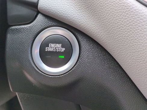 Certified 2023 Chevrolet Equinox LS w/ LS Convenience Package image 17