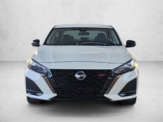 Used 2024 Nissan Altima 2.5 SR video 2