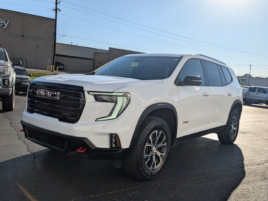 Used 2025 GMC Acadia AT4 w/ LPO, Floor Liner Package AWD/4WD image 3