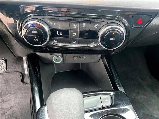 Used 2024 Chevrolet Trax ACTIV w/ Driver Confidence Package FWD image 24