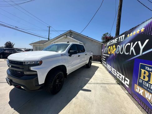 Used 2020 Chevrolet Silverado 1500 LT Trail Boss AWD/4WD image 5
