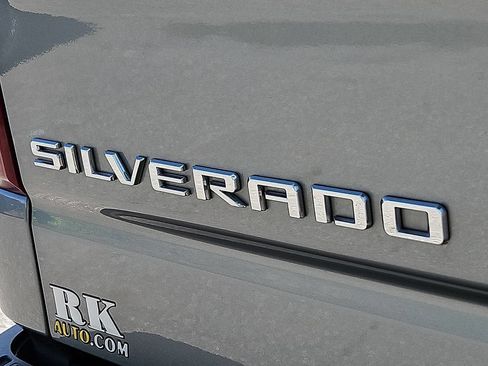 Certified 2025 Chevrolet Silverado 1500 RST w/ Convenience Package II AWD/4WD image 32