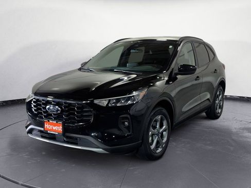 Used 2025 Ford Escape ST-Line Select AWD/4WD image 1