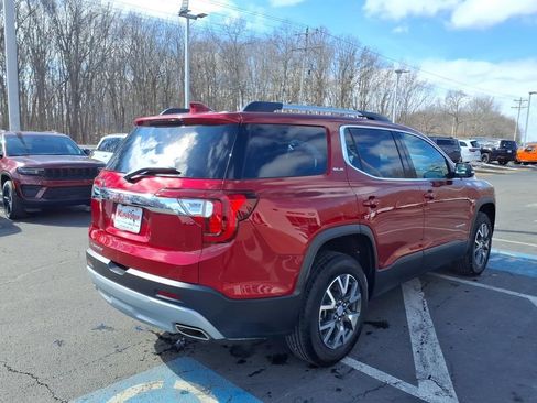 Used 2023 GMC Acadia SLE w/ Driver Convenience Package FWD image 5