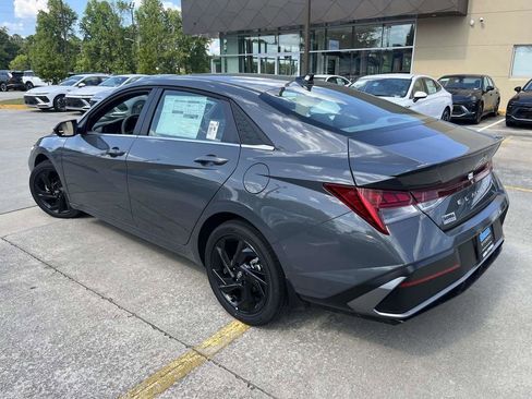 New 2026 Hyundai Elantra SEL Sport Premium FWD image 5