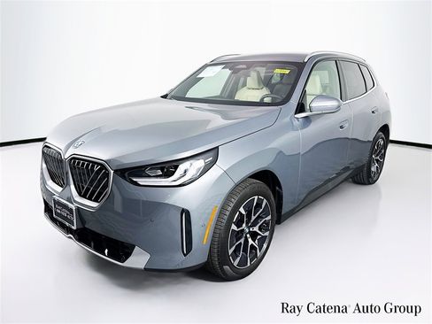 Used 2025 BMW X3 xDrive30i image 3