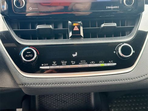 Used 2022 Toyota Corolla SE w/ Carpet Mat Package (TMS) image 15