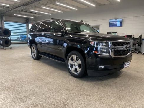 Used 2016 Chevrolet Tahoe LT AWD/4WD image 3
