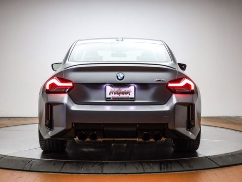 Used 2025 BMW M2 w/ Lighting Package image 8