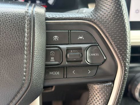 Used 2024 Toyota Tacoma TRD Off-Road AWD/4WD image 26
