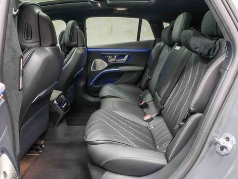 Certified 2024 Mercedes-Benz EQS 580 4MATIC Sedan image 19