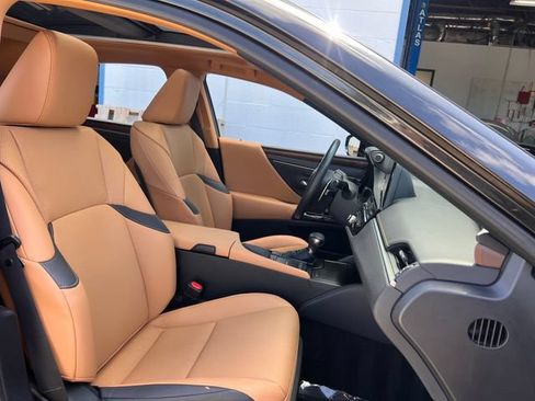 Used 2022 Lexus ES 350 w/ Premium Package FWD image 33