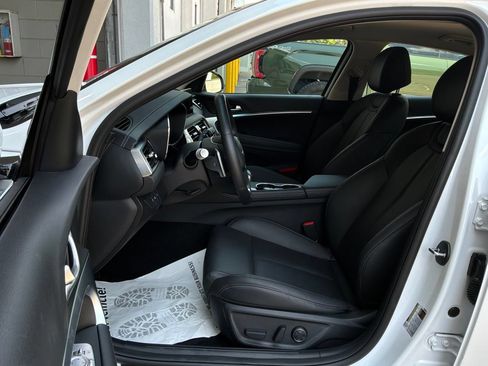 Used 2026 Genesis G70 2.5T RWD image 10