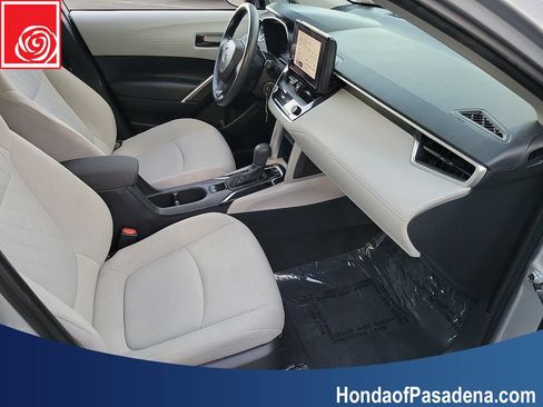Used 2023 Toyota Corolla Cross L FWD image 22
