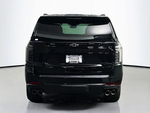 New 2026 Chevrolet Suburban RST image 6
