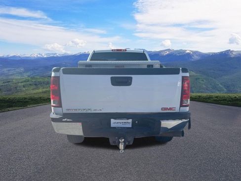 Used 2013 GMC Sierra 2500 SLE AWD/4WD image 4