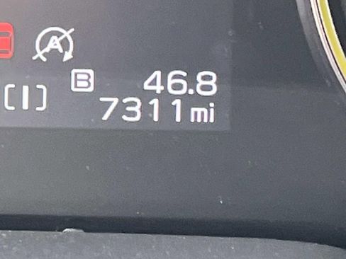 Used 2025 Subaru Crosstrek 2.5i Sport w/ Crosstrek Mirror Package image 35