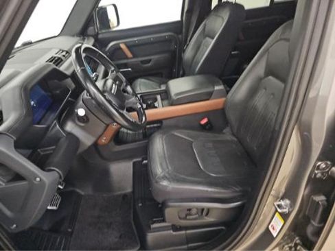 Used 2021 Land Rover Defender 110 X AWD/4WD image 4