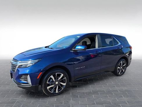 Used 2022 Chevrolet Equinox LT AWD/4WD image 3