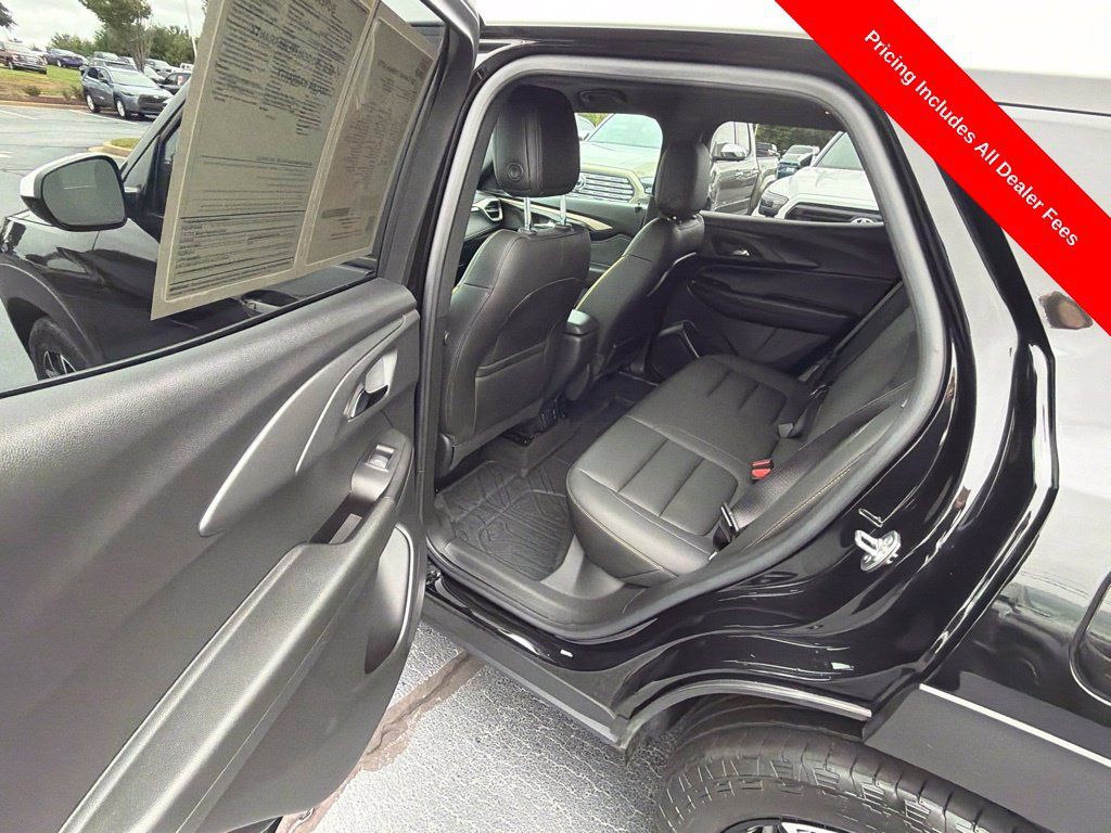 Used 2024 Chevrolet TrailBlazer ACTIV w/ Convenience Package FWD image 31