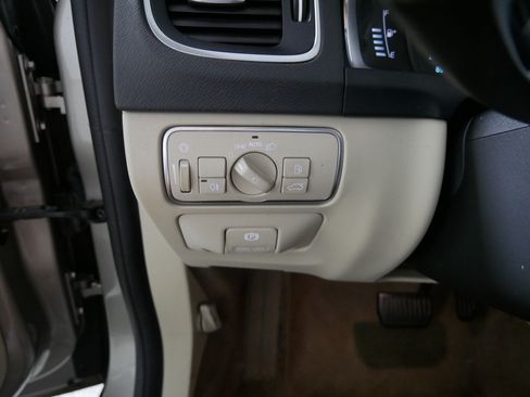 Used 2014 Volvo S60 T5 AWD/4WD image 26